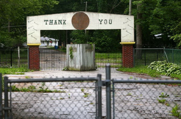 Deer Forest - 2015 Photos From Mlive (newer photo)